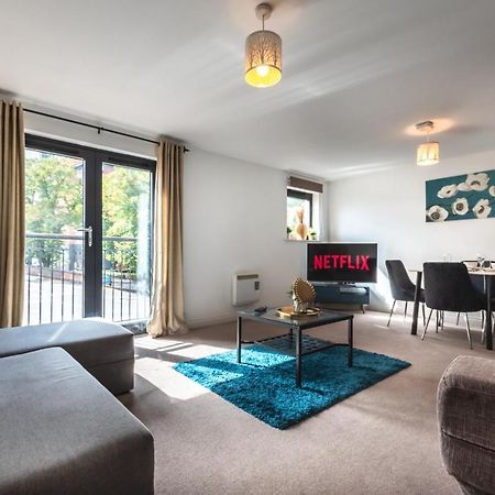 Best Price! Large Spacious 2 Bed Apartment - King Size Or Single Beds, Sofabeds, Smart Tvs, Free Parking Southampton Eksteriør bilde