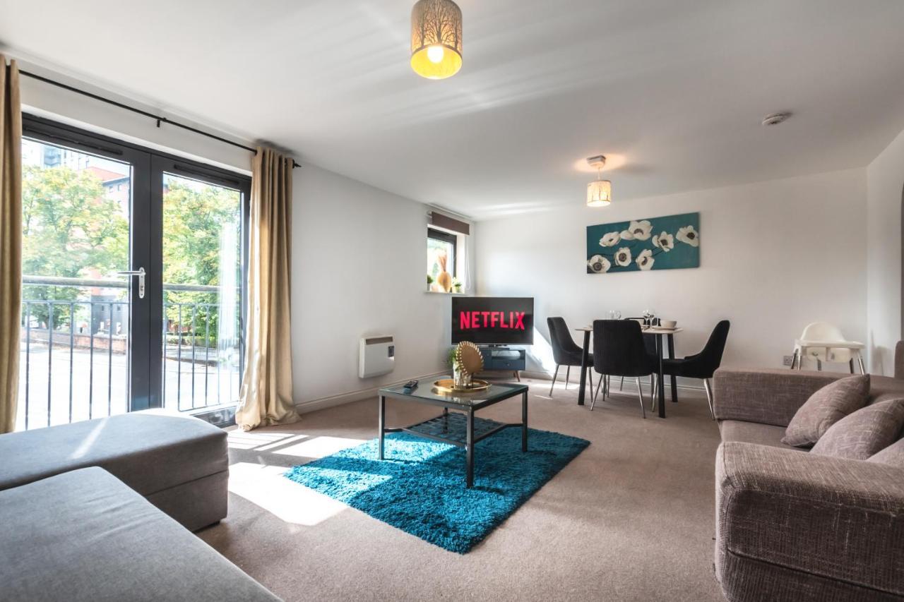 Best Price! Large Spacious 2 Bed Apartment - King Size Or Single Beds, Sofabeds, Smart Tvs, Free Parking Southampton Eksteriør bilde