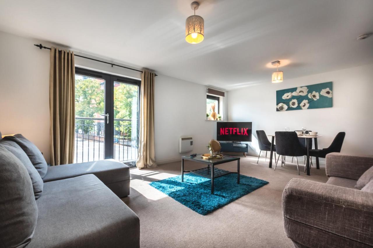 Best Price! Large Spacious 2 Bed Apartment - King Size Or Single Beds, Sofabeds, Smart Tvs, Free Parking Southampton Eksteriør bilde