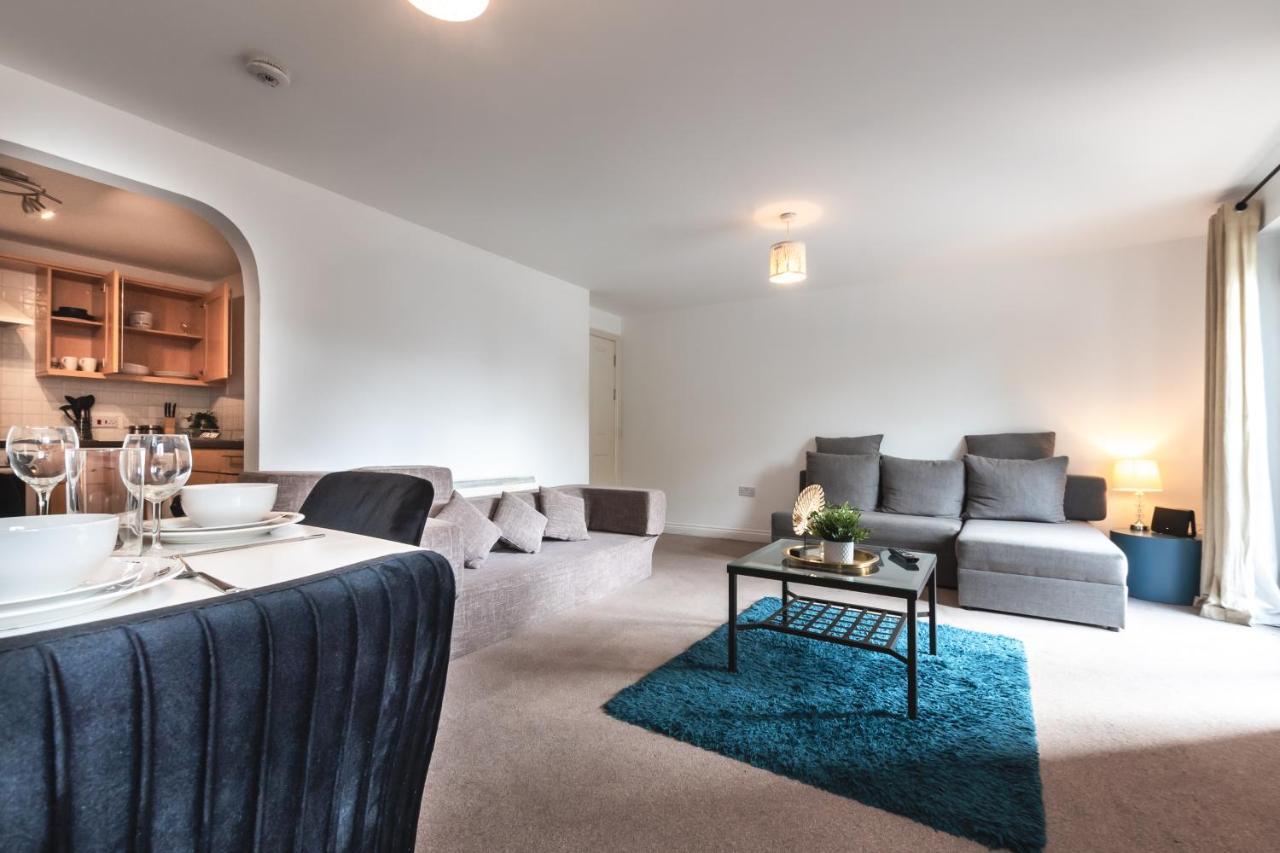 Best Price! Large Spacious 2 Bed Apartment - King Size Or Single Beds, Sofabeds, Smart Tvs, Free Parking Southampton Eksteriør bilde
