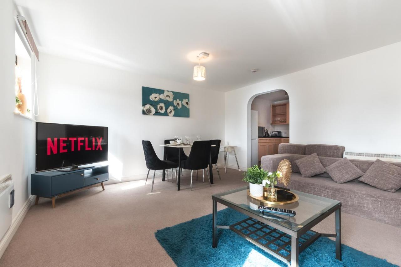 Best Price! Large Spacious 2 Bed Apartment - King Size Or Single Beds, Sofabeds, Smart Tvs, Free Parking Southampton Eksteriør bilde
