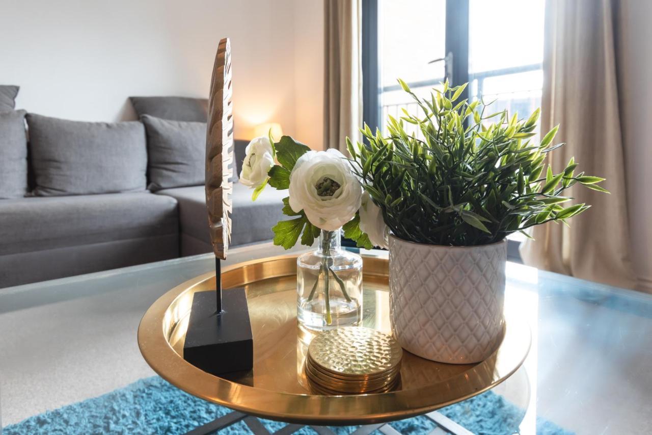 Best Price! Large Spacious 2 Bed Apartment - King Size Or Single Beds, Sofabeds, Smart Tvs, Free Parking Southampton Eksteriør bilde